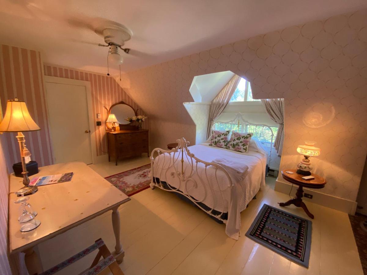 Bed and Breakfast Victorian By The Sea Lincolnville Exteriér fotografie