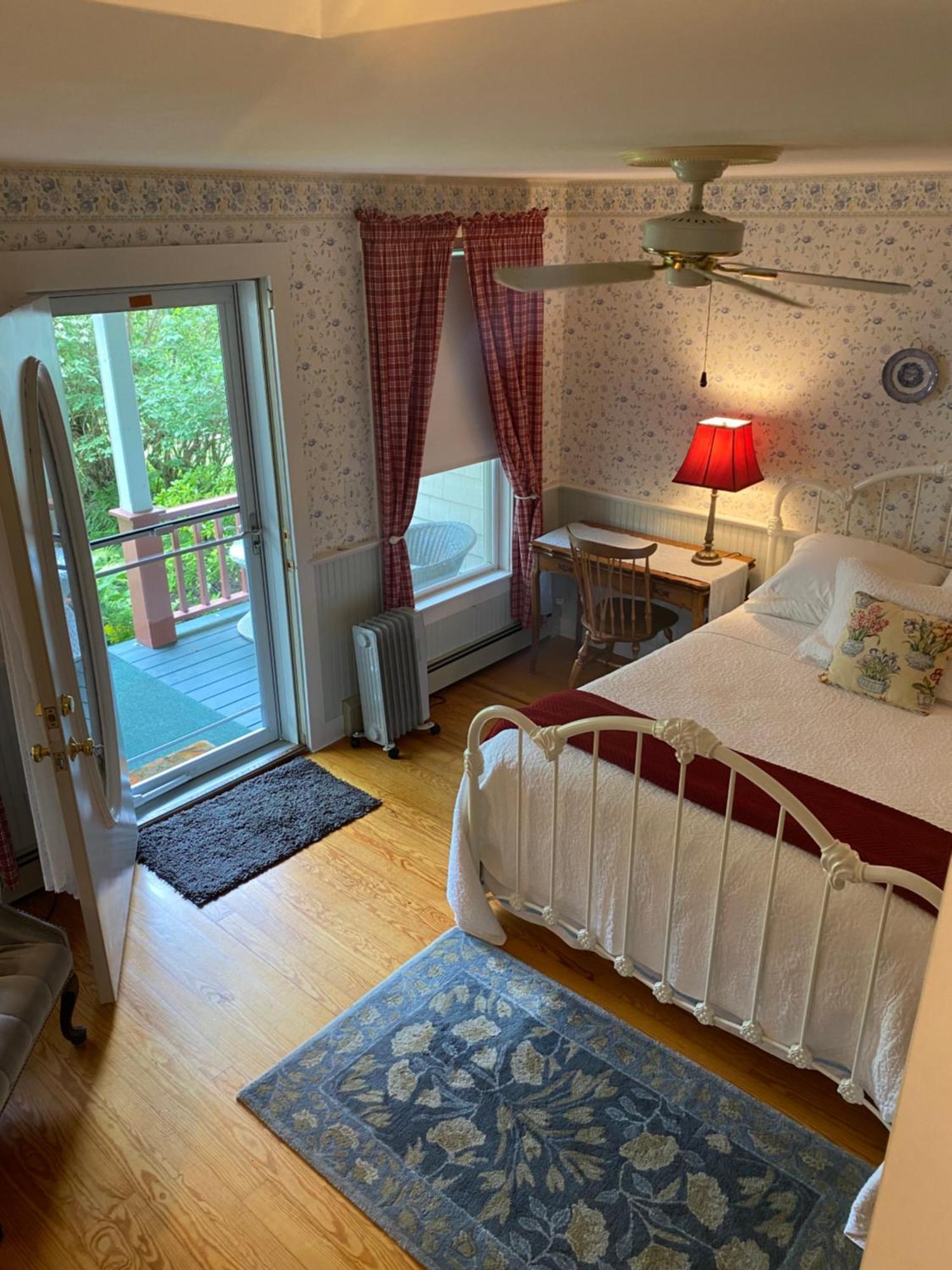 Bed and Breakfast Victorian By The Sea Lincolnville Exteriér fotografie